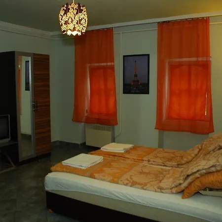 Bed and breakfast Autumn Panzio Szeged